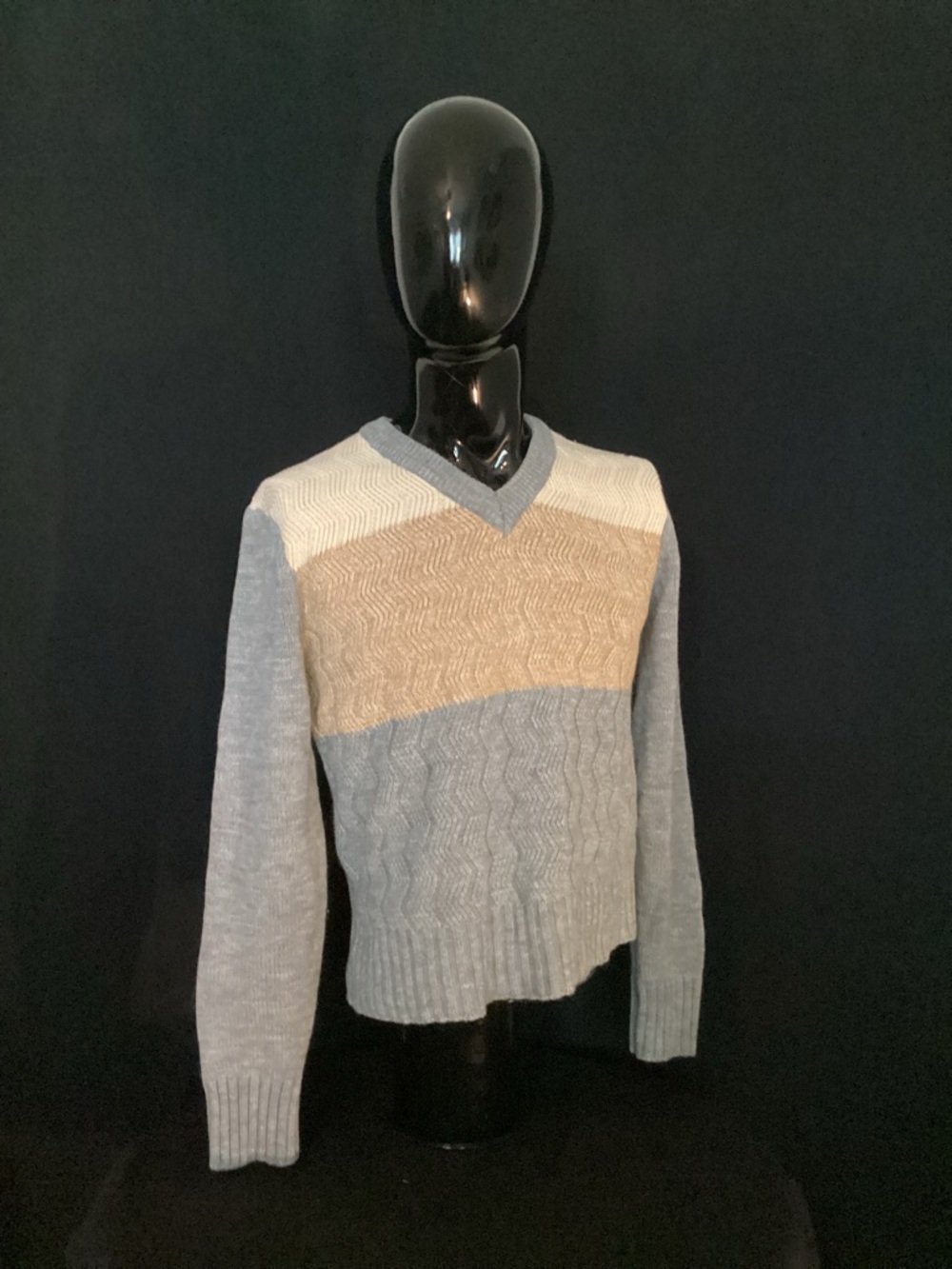 Vintage Esley V-Neck Colorblock Cable Knit Sweater in Gray, Cream, Tan